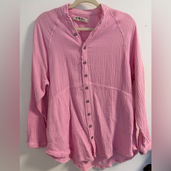 We The Free Tops - We The Free Pink Frayed Gauze Button Shirt - xs